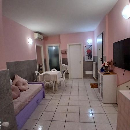 Eur Turismo Apartment Rome Bagian luar foto