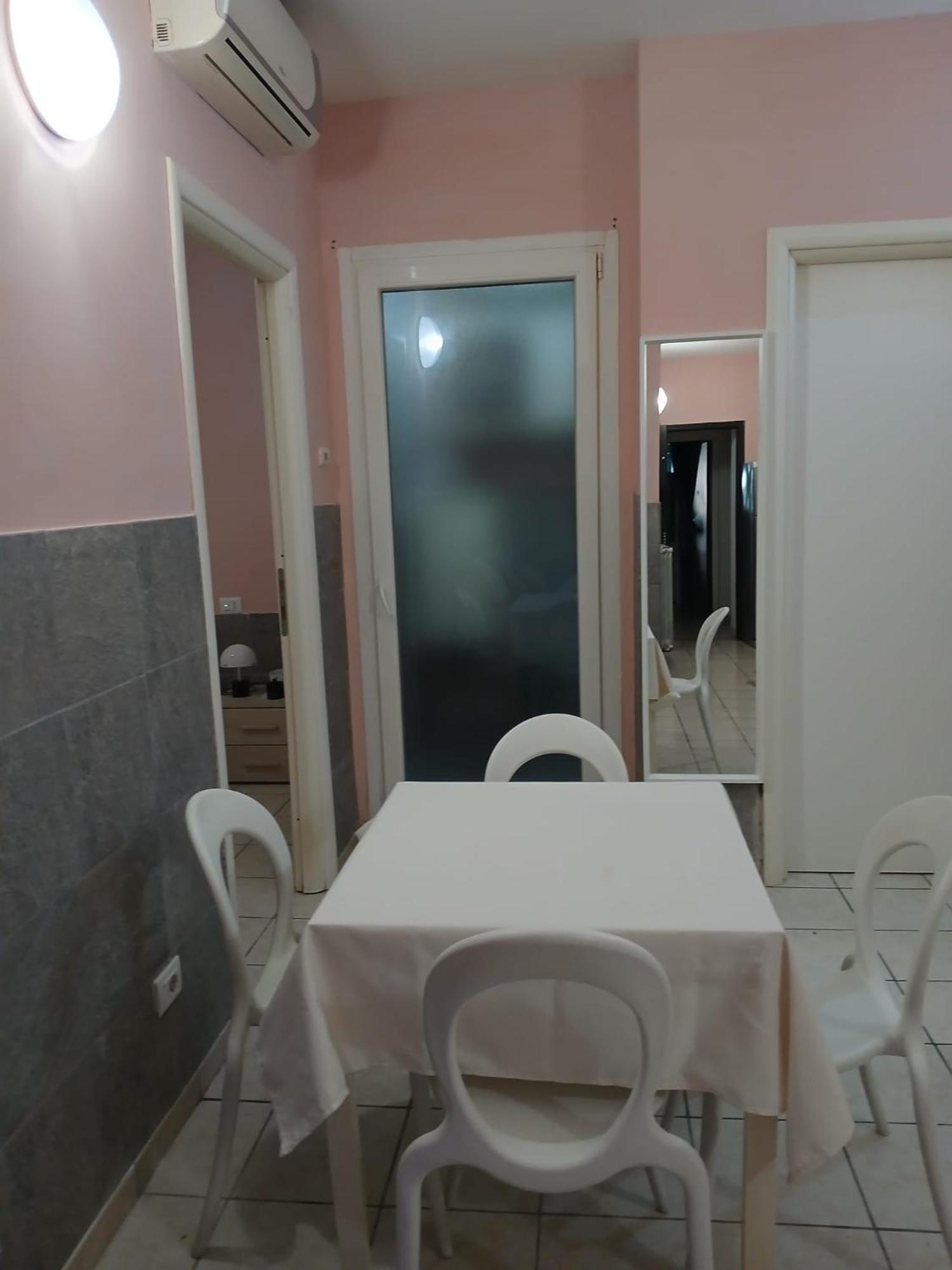 Eur Turismo Apartment Rome Bagian luar foto